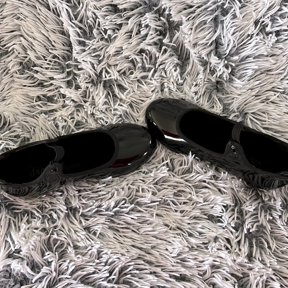 Danshuz Black size 12.5 Tap Shoe with elastic